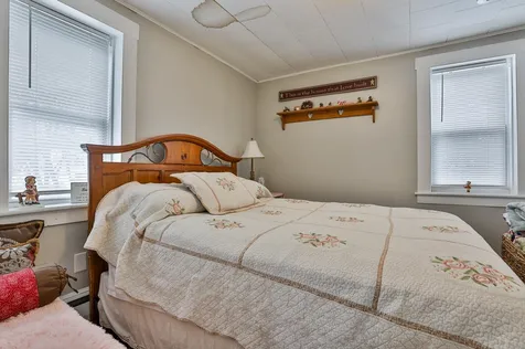 59 Oak Street Milford NH 03055