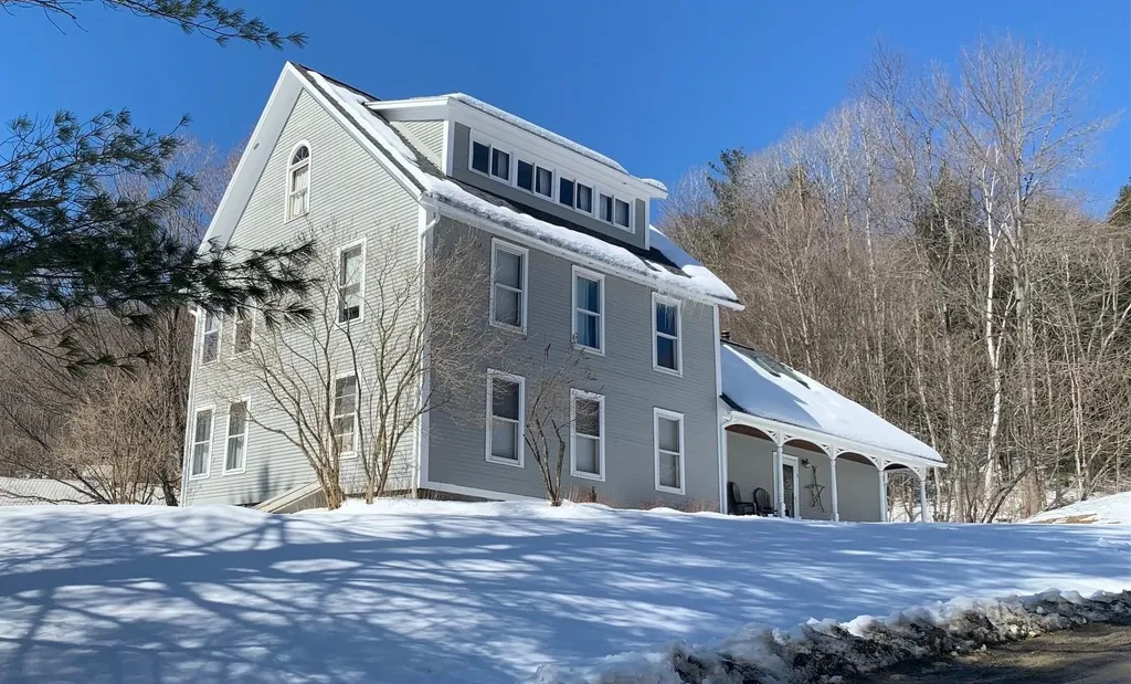 263 Carroll Road Fayston VT 05673