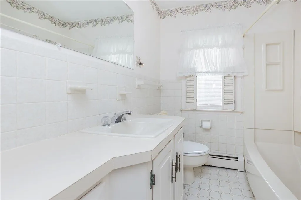 2 Homestead Circle Hampton NH 03842