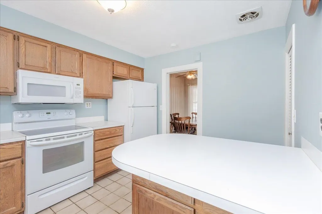 2 Homestead Circle Hampton NH 03842