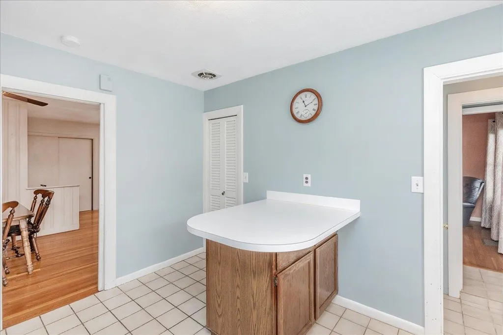 2 Homestead Circle Hampton NH 03842