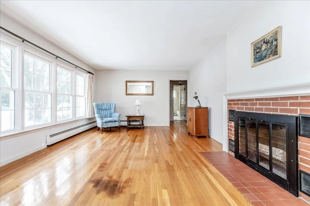 2 Homestead Circle Hampton NH 03842