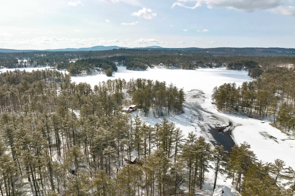 11 Blueberry Hill Drive Wakefield NH 03830