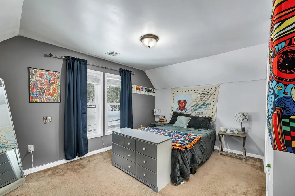53 Walker Street Laconia NH 03246