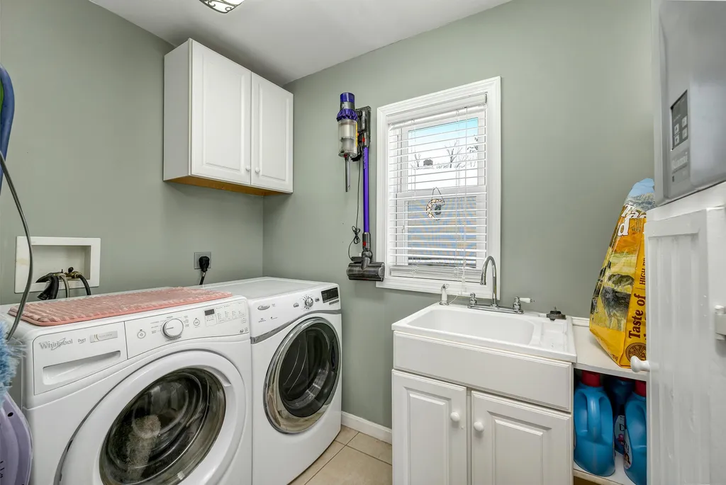 53 Walker Street Laconia NH 03246