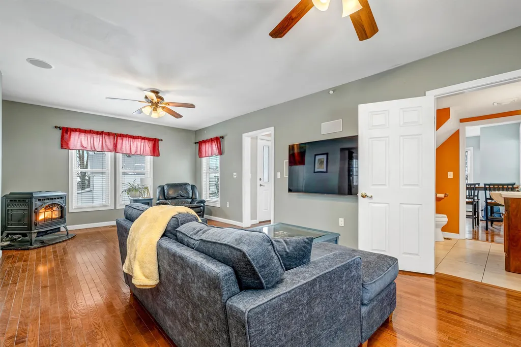 53 Walker Street Laconia NH 03246