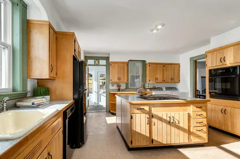 14 Whipple Avenue Laconia NH 03246