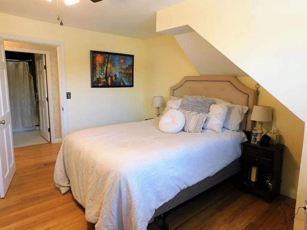 17 Chesley Avenue Somersworth NH 03878