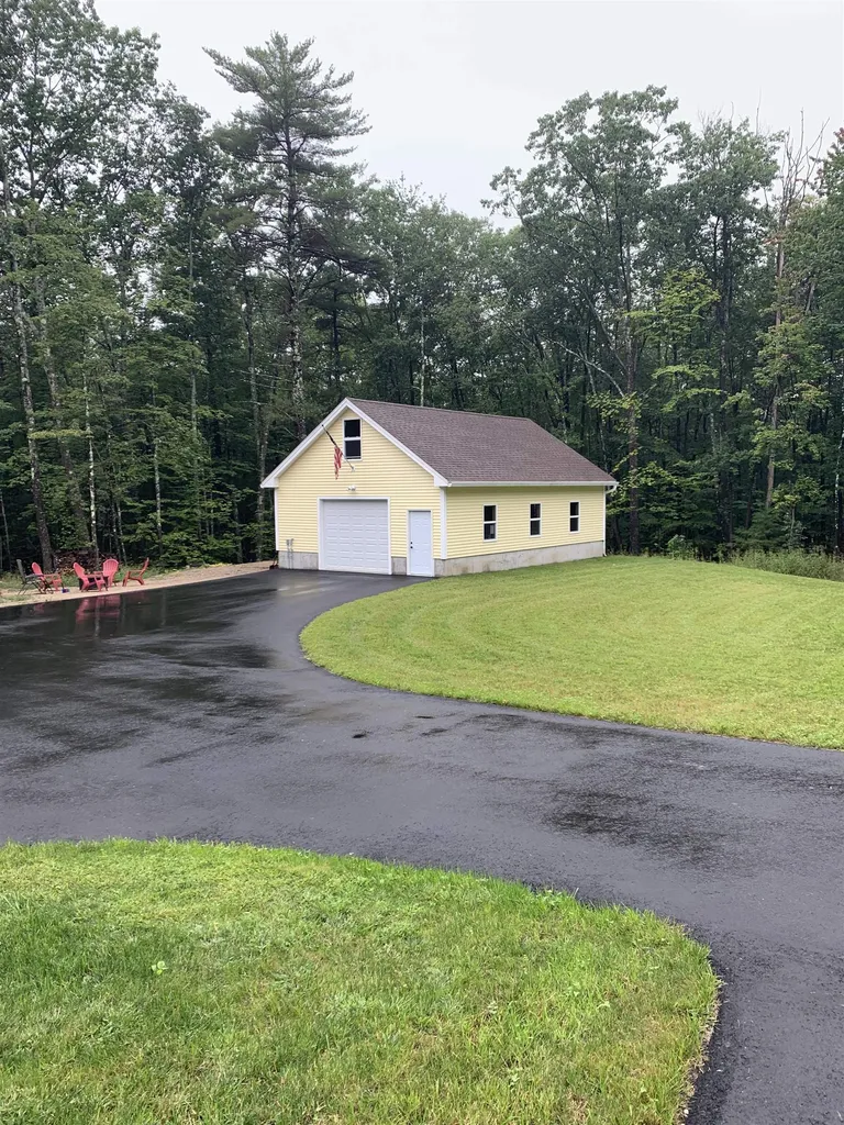 11 Saint Moritz Drive New Durham NH 03855