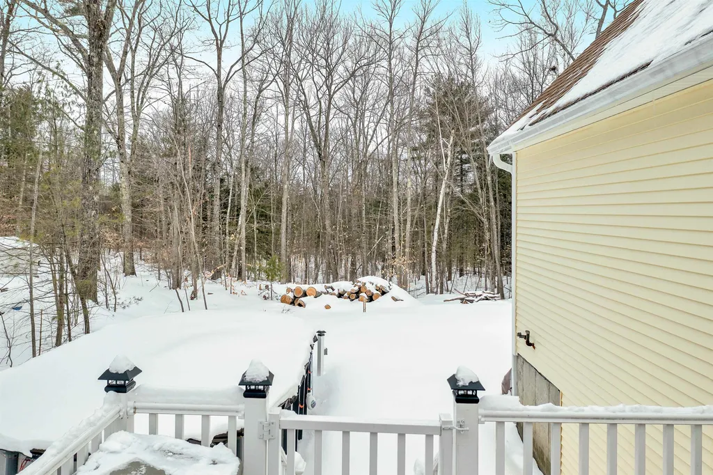 11 Saint Moritz Drive New Durham NH 03855