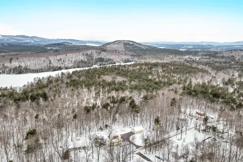 11 Saint Moritz Drive New Durham NH 03855