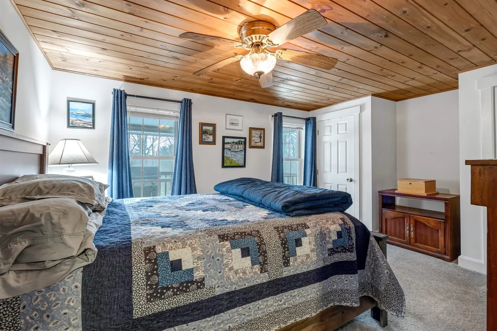 213 Cherry Hill Road Grafton NH 03240