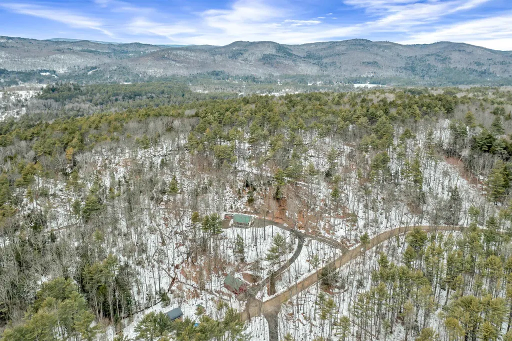 213 Cherry Hill Road Grafton NH 03240