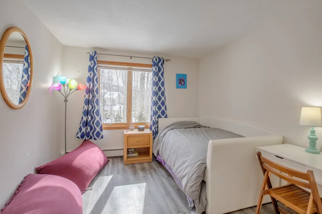 31 Pine Hill Lane Lincoln NH 03251