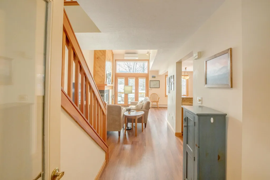 31 Pine Hill Lane Lincoln NH 03251
