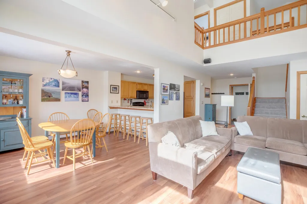 31 Pine Hill Lane Lincoln NH 03251