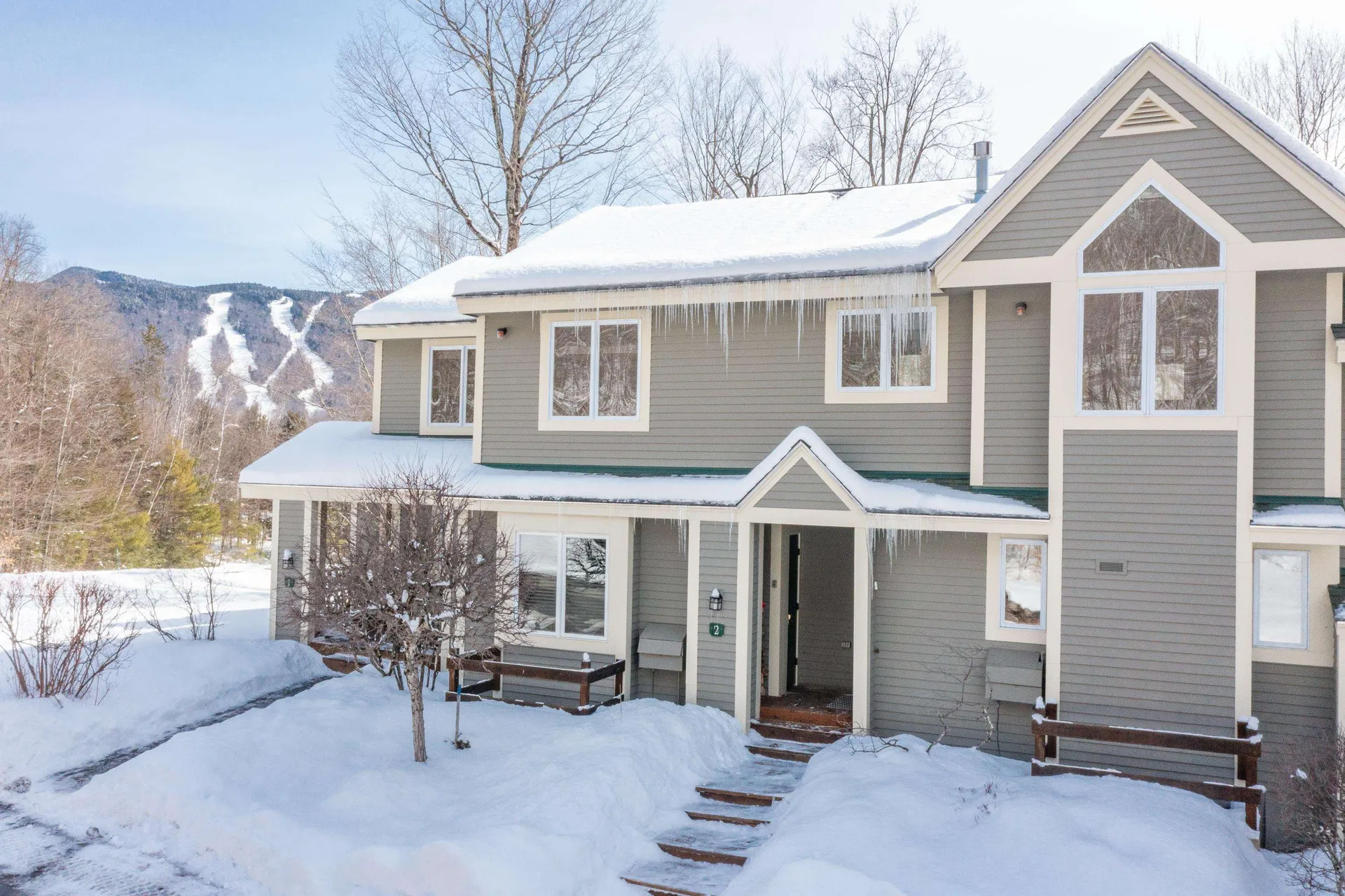 31 Pine Hill Lane Lincoln NH 03251