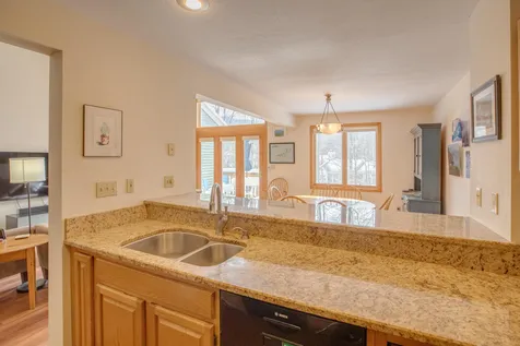 31 Pine Hill Lane Lincoln NH 03251