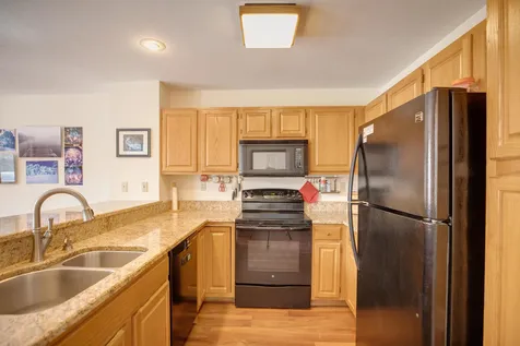 31 Pine Hill Lane Lincoln NH 03251