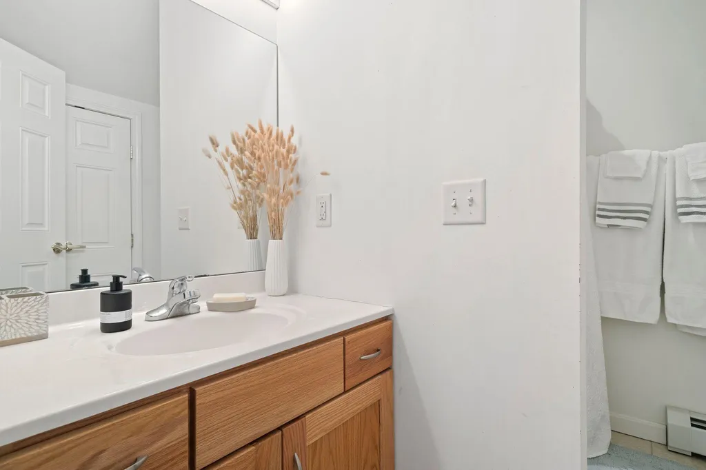 46B Barrister Drive Hartford VT 05001