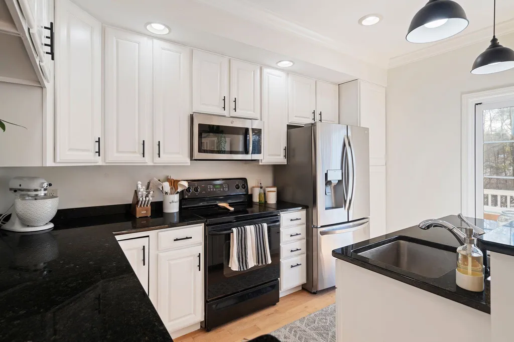 46B Barrister Drive Hartford VT 05001