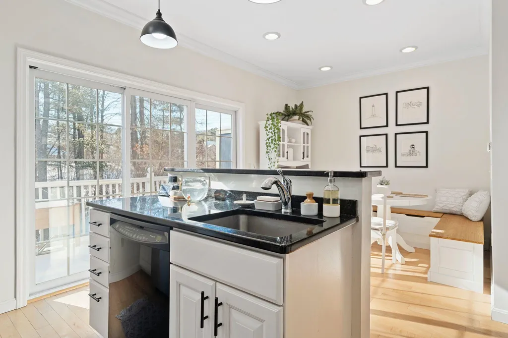 46B Barrister Drive Hartford VT 05001
