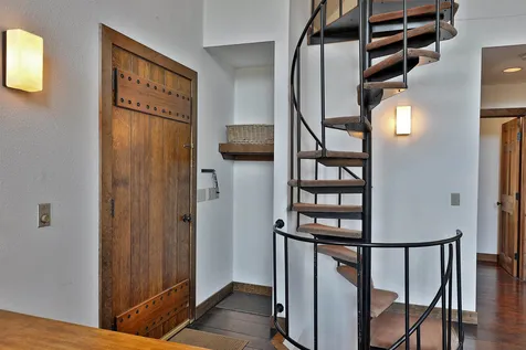 112 Forest Lane Rochester VT 05767