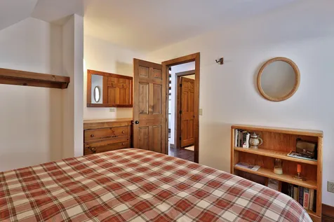 112 Forest Lane Rochester VT 05767