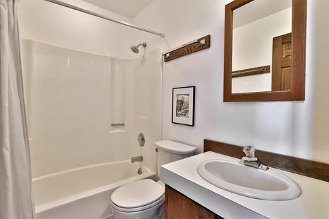 112 Forest Lane Rochester VT 05767