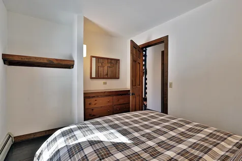 112 Forest Lane Rochester VT 05767