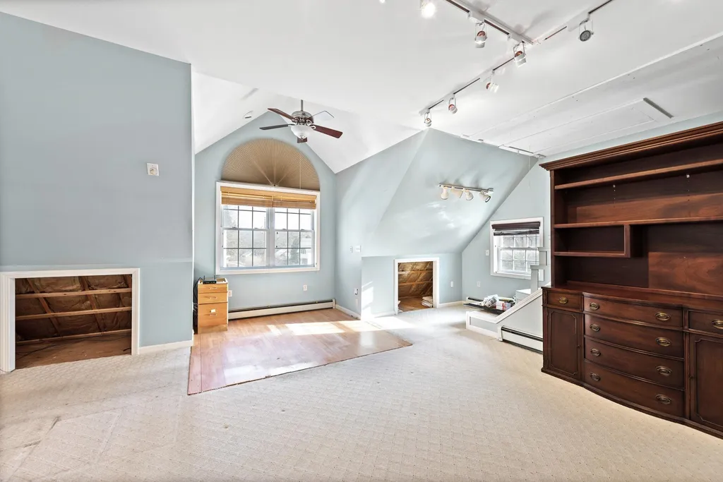 11 Spruce Street Bristol NH 03222