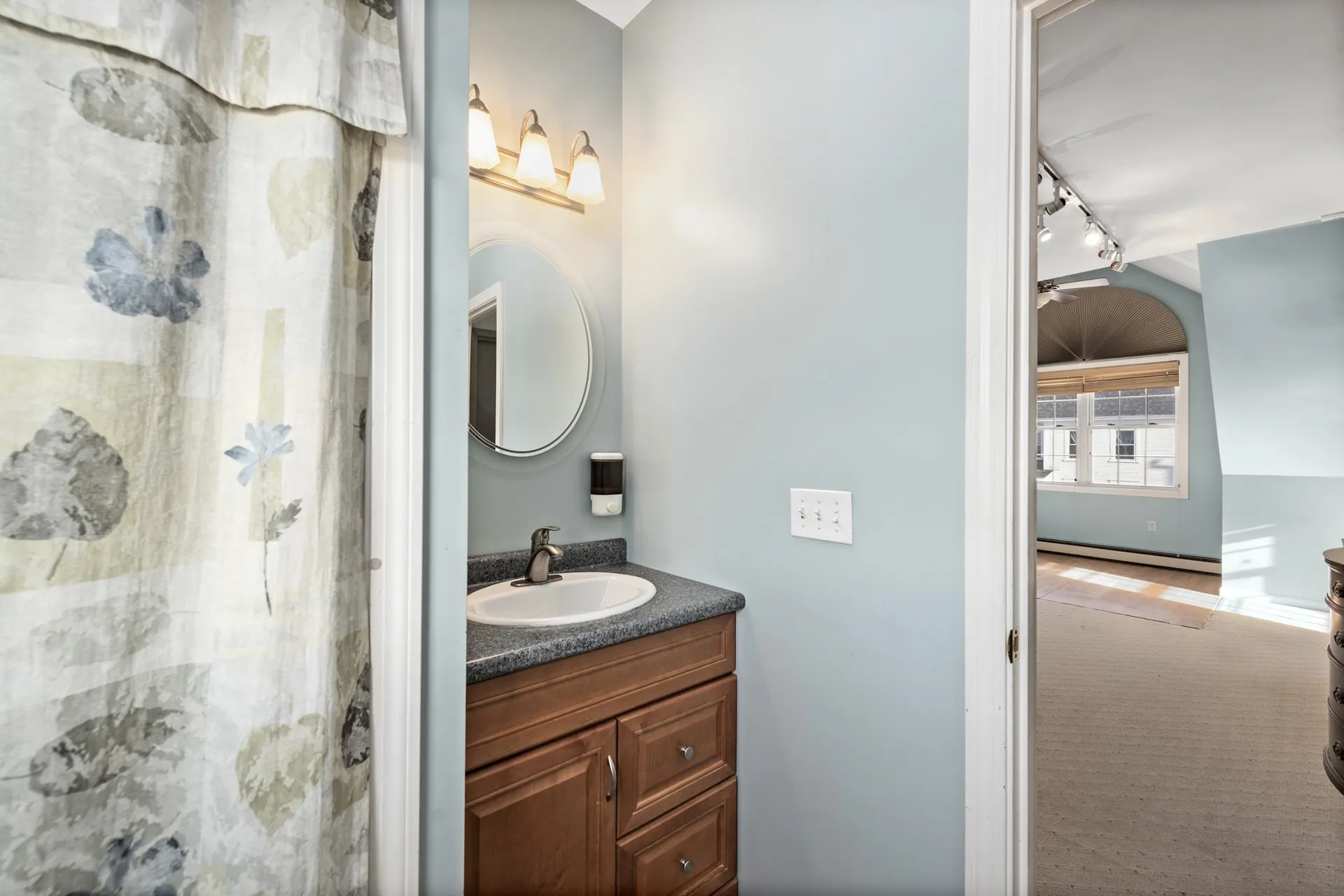 11 Spruce Street Bristol NH 03222