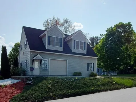 11 Spruce Street Bristol NH 03222