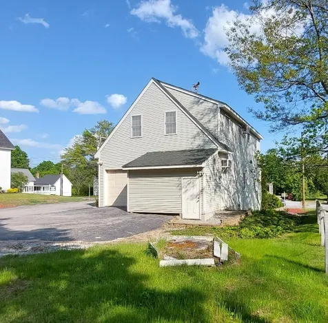 11 Spruce Street Bristol NH 03222