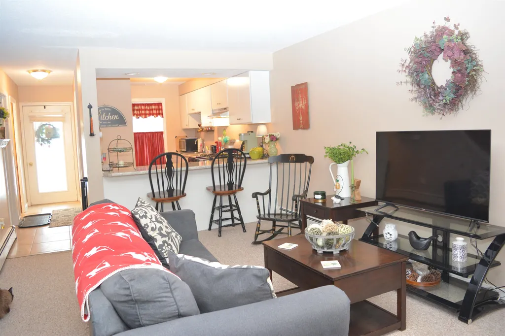 40 Marsten Lane Enfield NH 03748