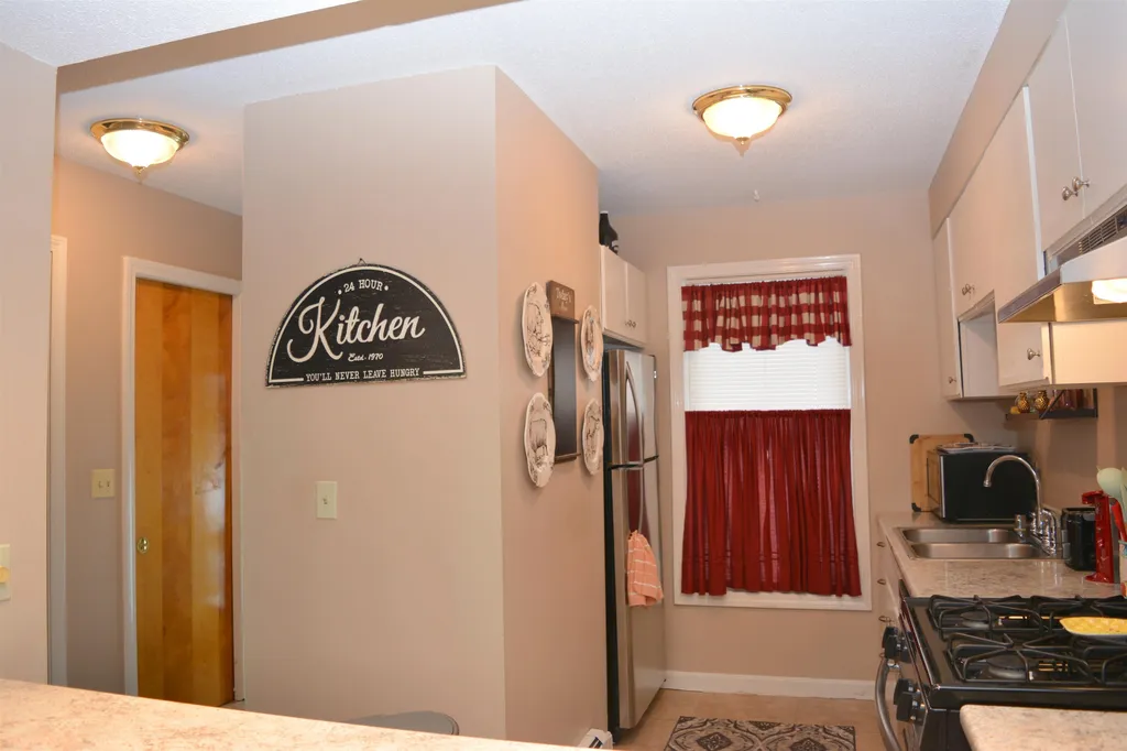 40 Marsten Lane Enfield NH 03748
