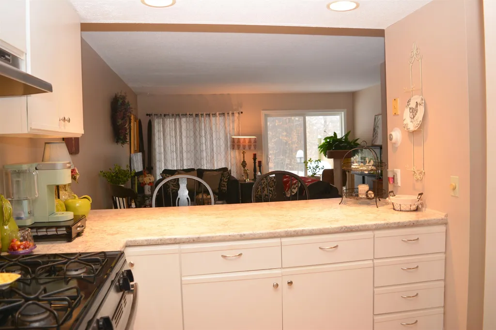 40 Marsten Lane Enfield NH 03748