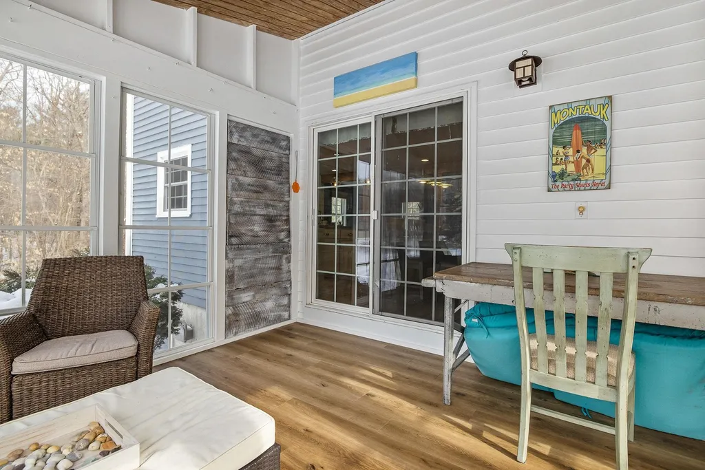 17 Lamington Hill Road Stratham NH 03885