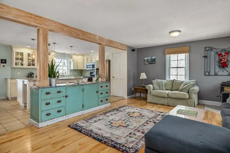 17 Lamington Hill Road Stratham NH 03885