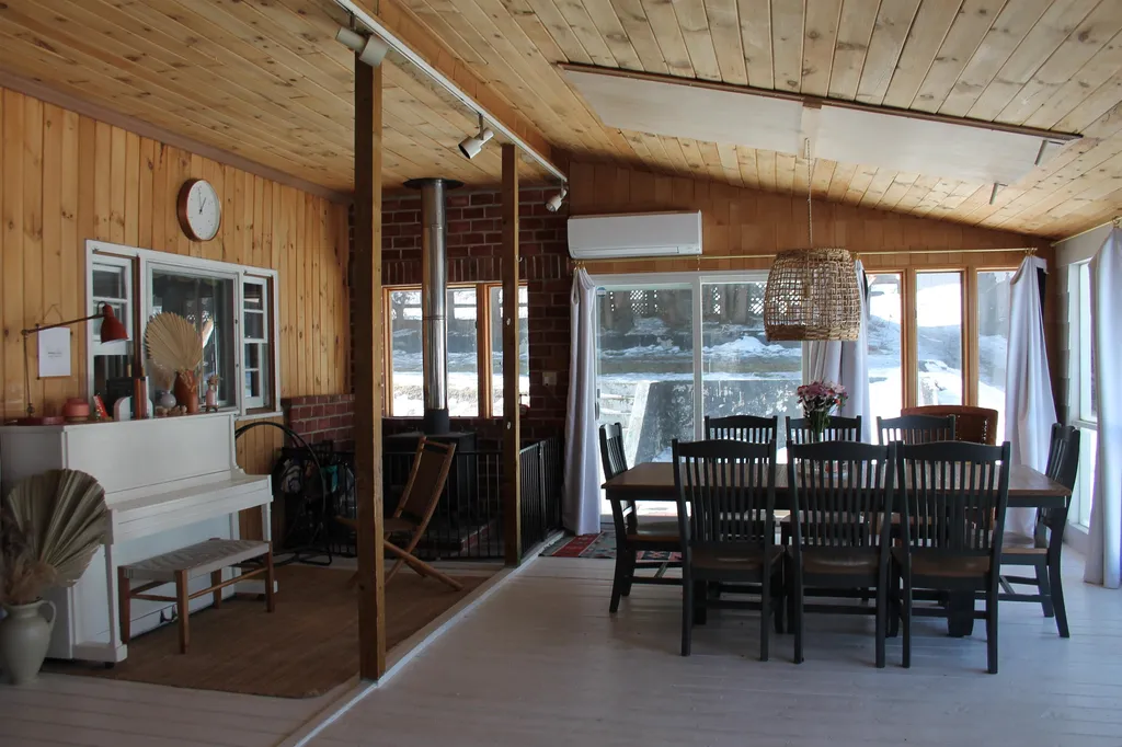 533 Western Avenue Berlin NH 03570