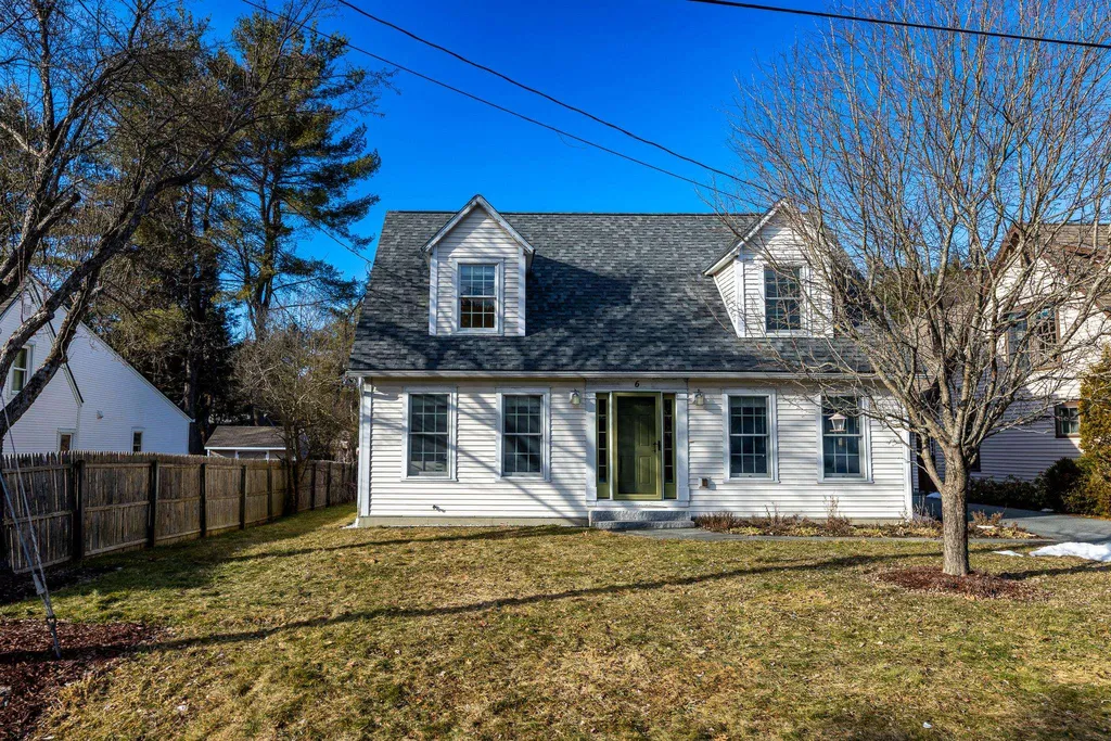 6 Fairview Avenue Hanover NH 03755