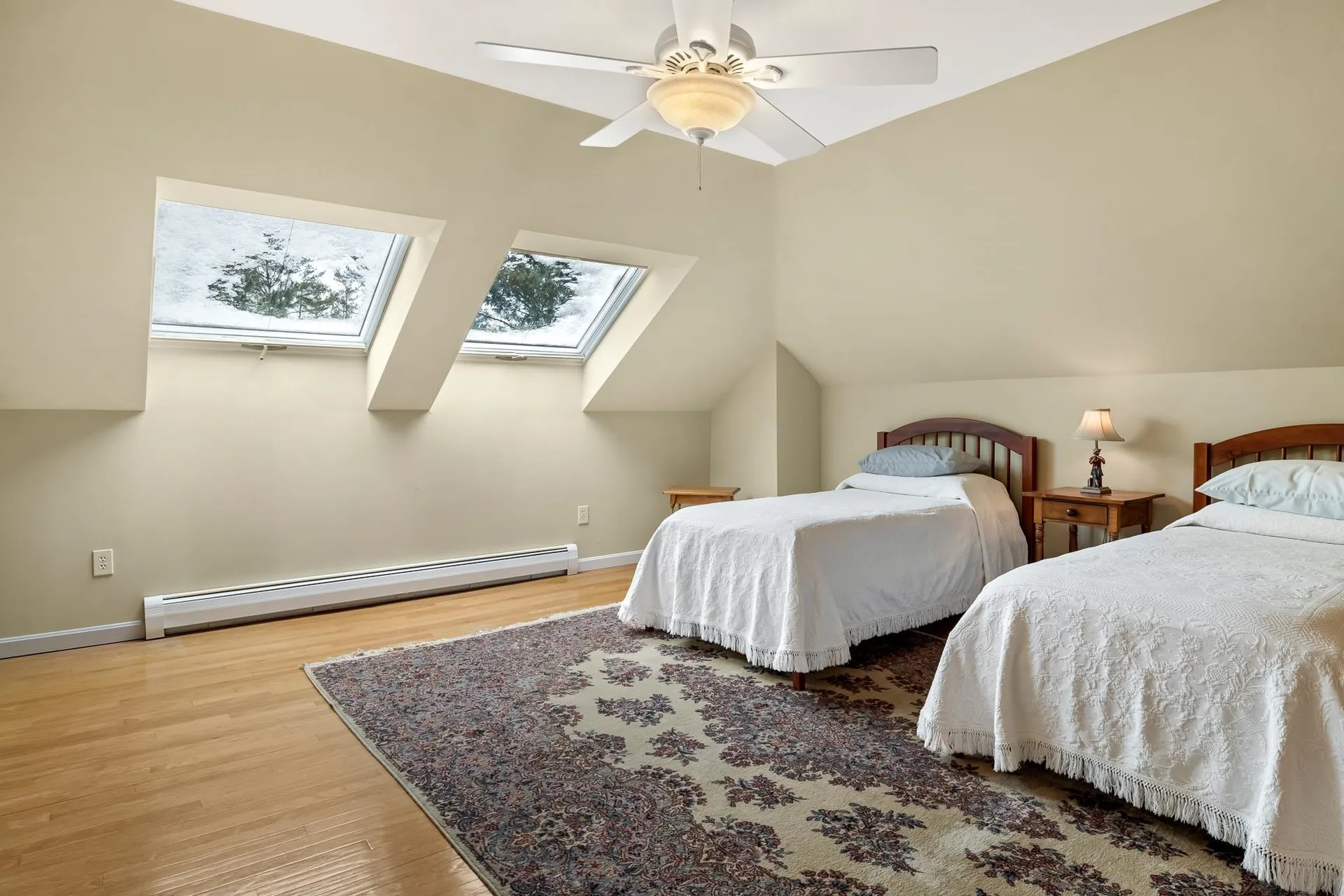 10 Skyline Way Hartford VT 05001