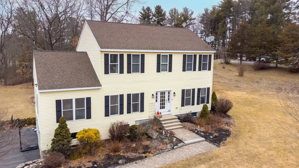 89 Pond Street Salem NH 03079