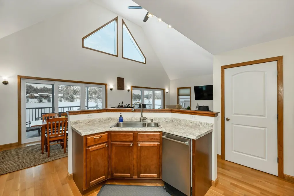 13 Utah Way Milton NH 03851