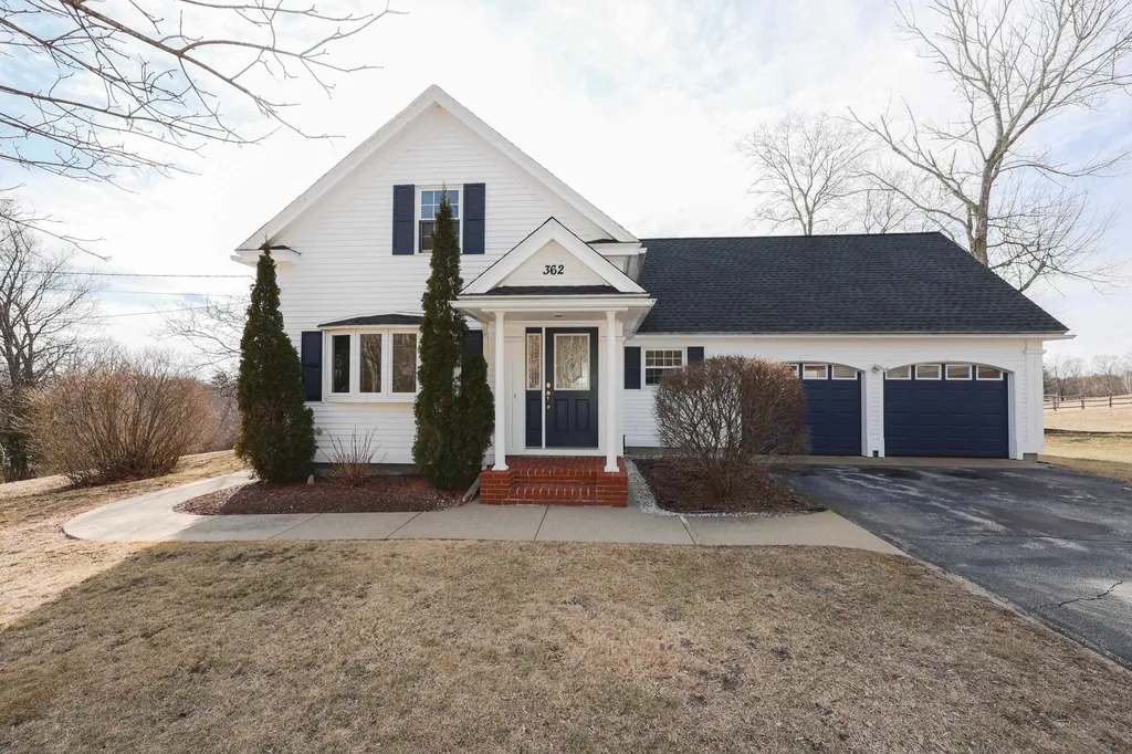 362 Bunker Hill Road Auburn NH 03032