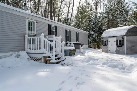8 Deer Lane Belmont NH 03220