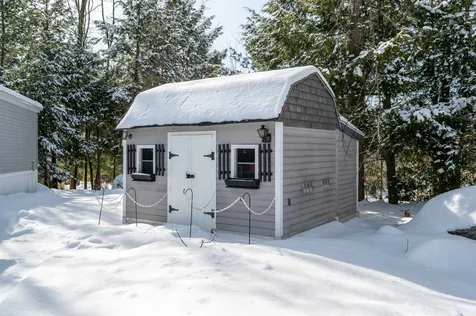 8 Deer Lane Belmont NH 03220