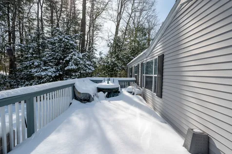 8 Deer Lane Belmont NH 03220