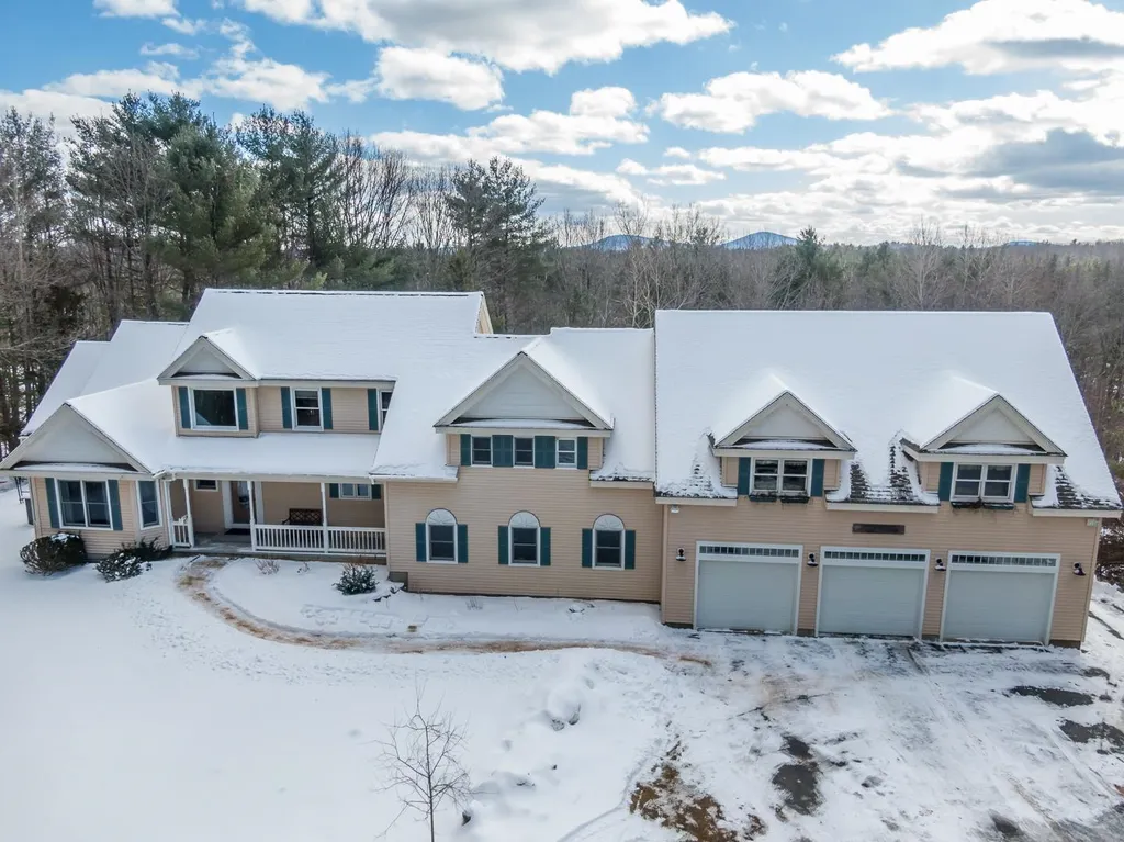 51 Story Hill Road Dunbarton NH 03046