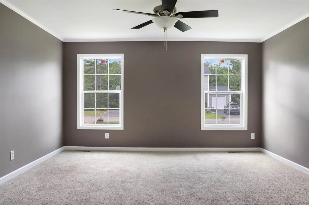 29 Margarets Way Ossipee NH 03864